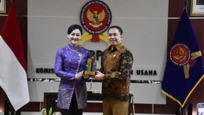 KPPU dan OJK Perkuat Sinergi Wujudkan Persaingan Sehat di Sektor Jasa Keuangan
