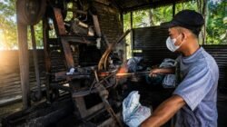 Dari Bengkel Desa ke Rantai Pasok Sawit, PTPN IV PalmCo Naikkan Kelas IKM Pandai Besi