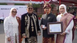 HUT RI ke-81, PTPN IV Regional I Beri Penghargaan Masa Pengabdian 813 Karyawan
