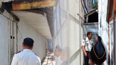 Perkuat Keamanan dan Ketertiban Rutan Tanjung Pura Laksanakan Kontrol Keliling (TROLLING) diTitik Rawan Brandgang