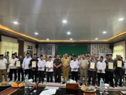 Kantor Pertanahan Deli Serdang Serahkan Sertipikat Wakaf, Perkuat Kepastian Hukum Aset Umat