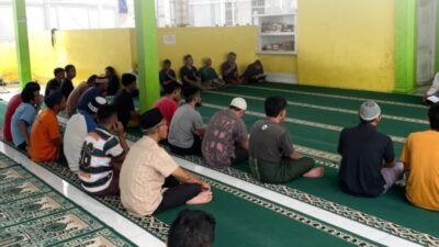 Menahan Diri, Mendekat kepada Ilahi Rutan Tanjung Pura Gelar Pengajian Rutin Dimasji At-Taubah Warga Binaan Ditempa Lewat Iman dan Kemandirian